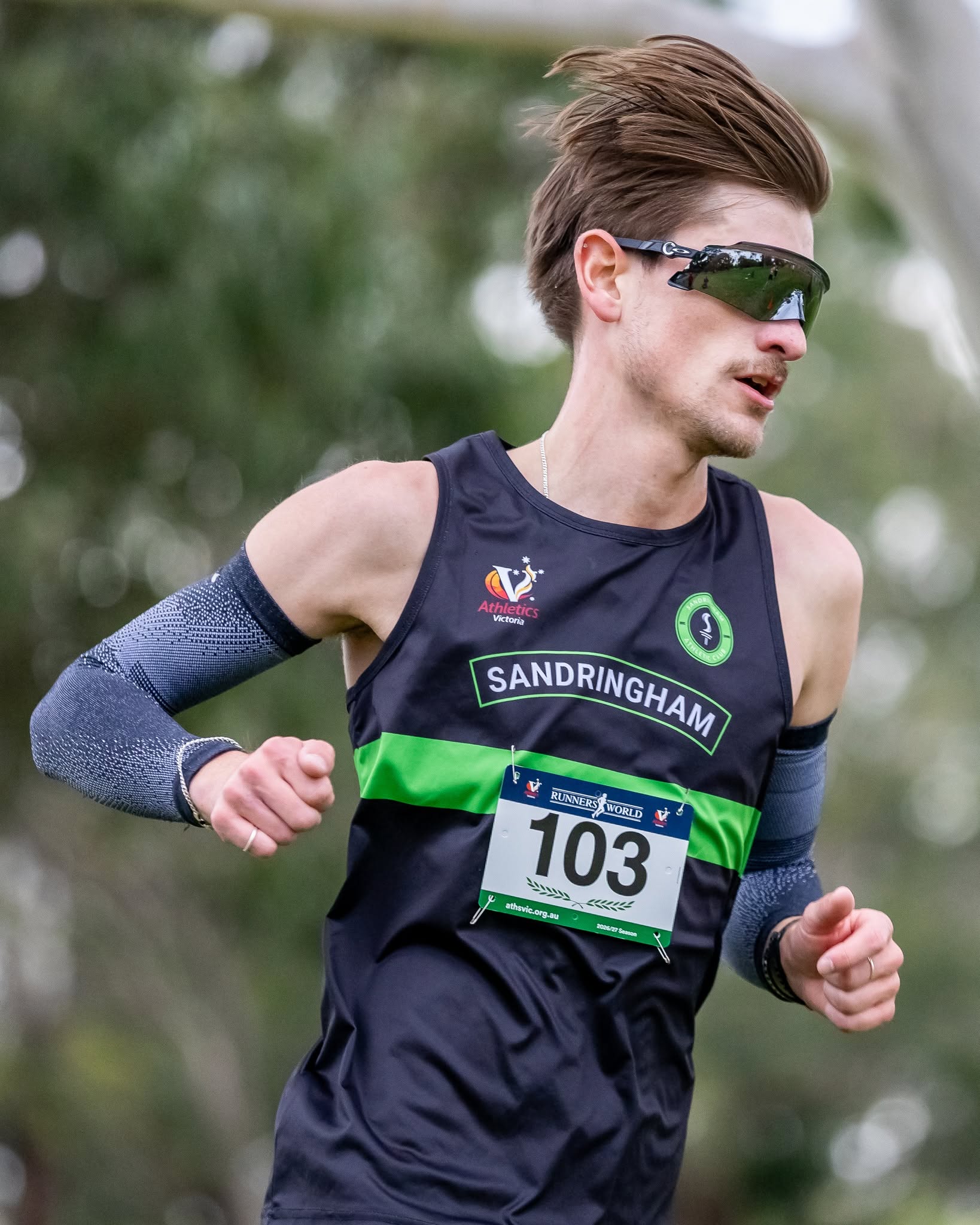 Sandy runner focused in the 10km at Bundoora
