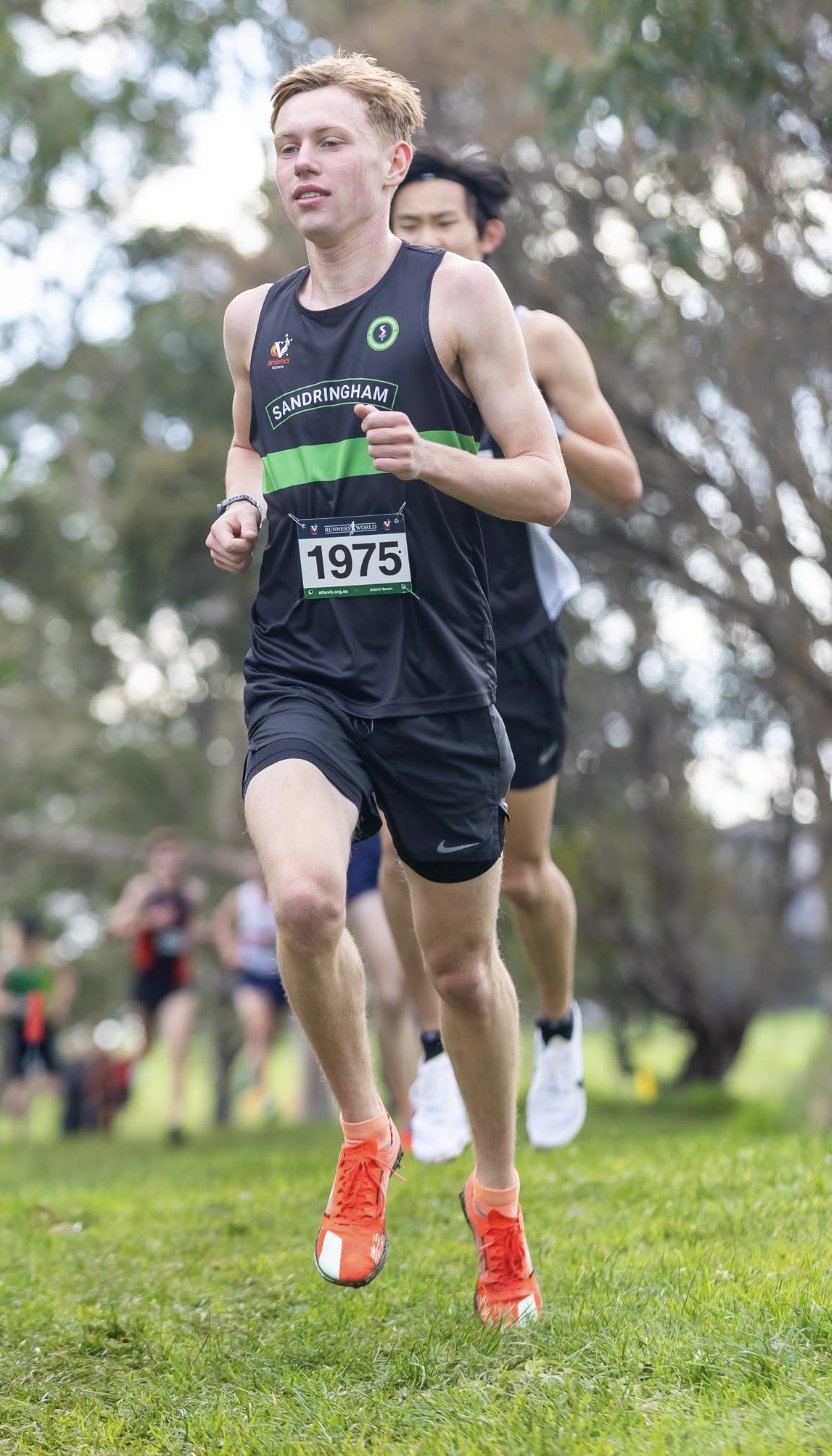 Sandy athlete racing cross country at Bundoora, XCR Round 6